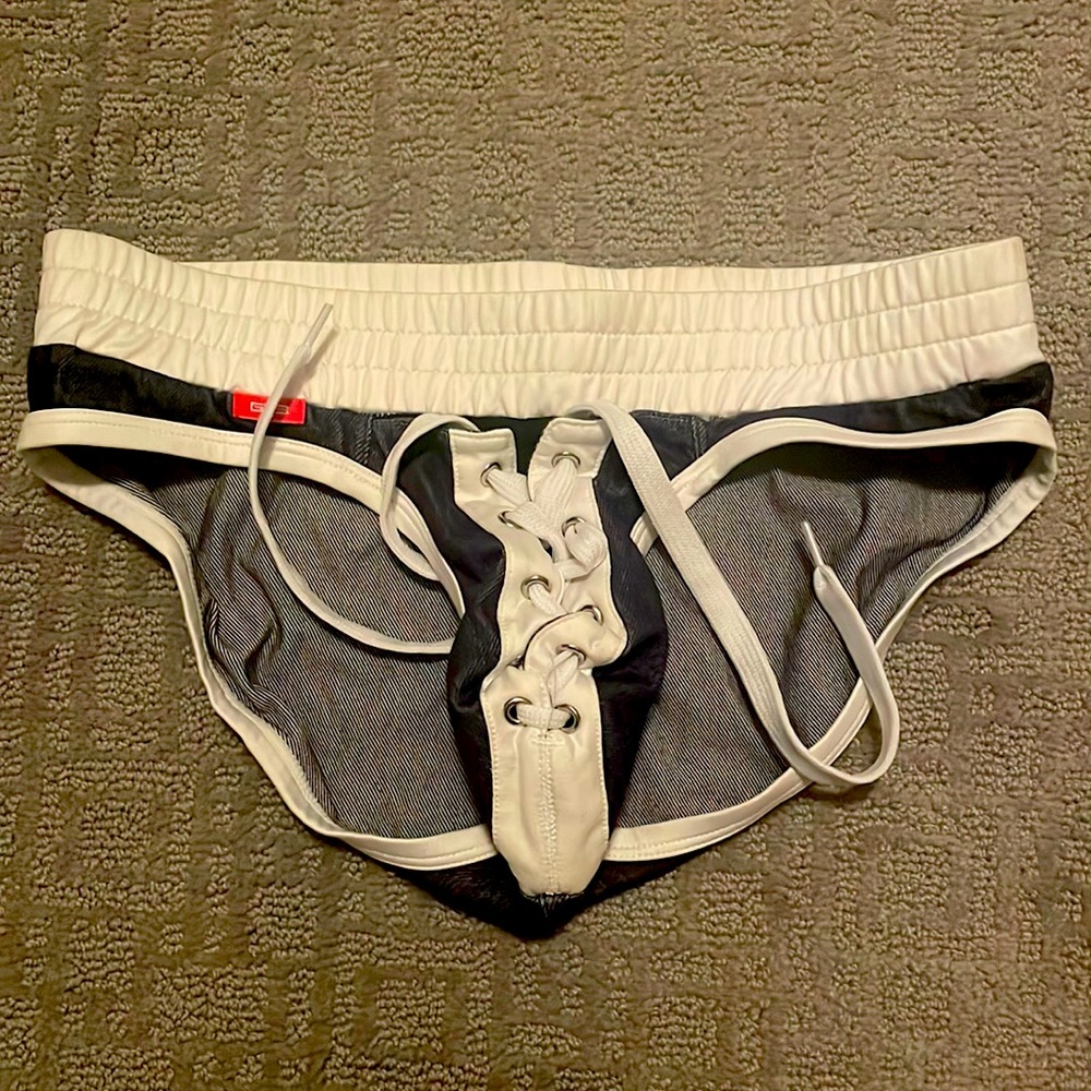 Men’s briefs
